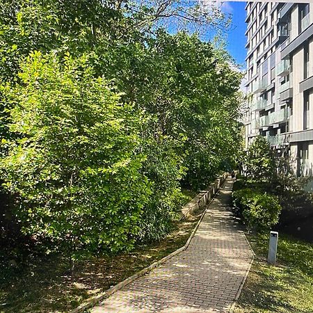 Residence Garden Tower - 8 Min Do Centra, Garaz Прага Екстер'єр фото